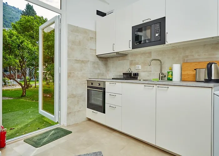 Ahava Buza アパート