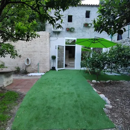 Ahava Buza * Dubrovník